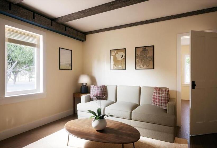 套房, Hill Farm Inn