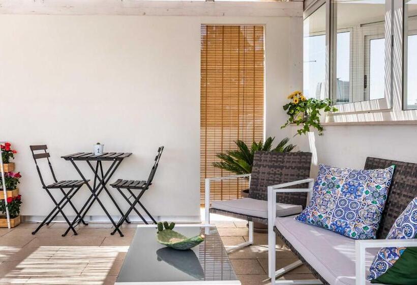 Номер Стандарт с Балконом, Nonna Nina