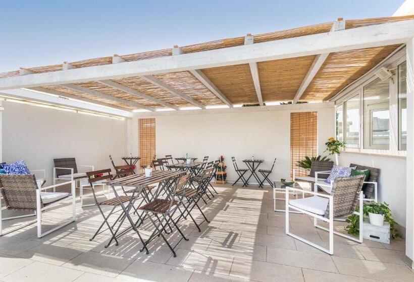 Четырехместный Номер Стандарт с Балконом, Nonna Nina