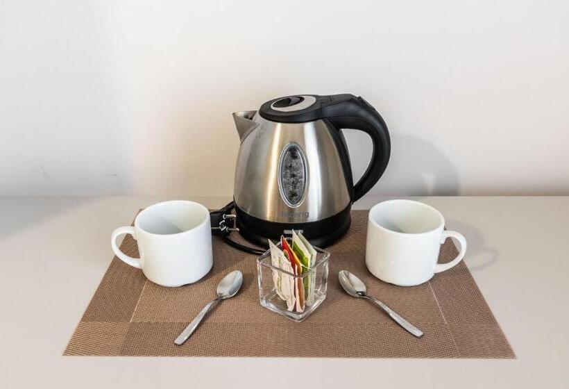 Четырехместный Номер Стандарт с Балконом, Nonna Nina