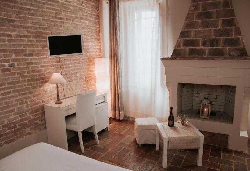 Классический Номер, Relais Casetta 56