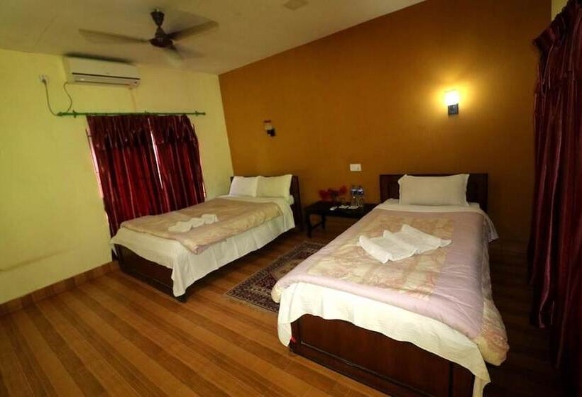 اتاق لوکس, Chitwan Safari Camp & Lodge