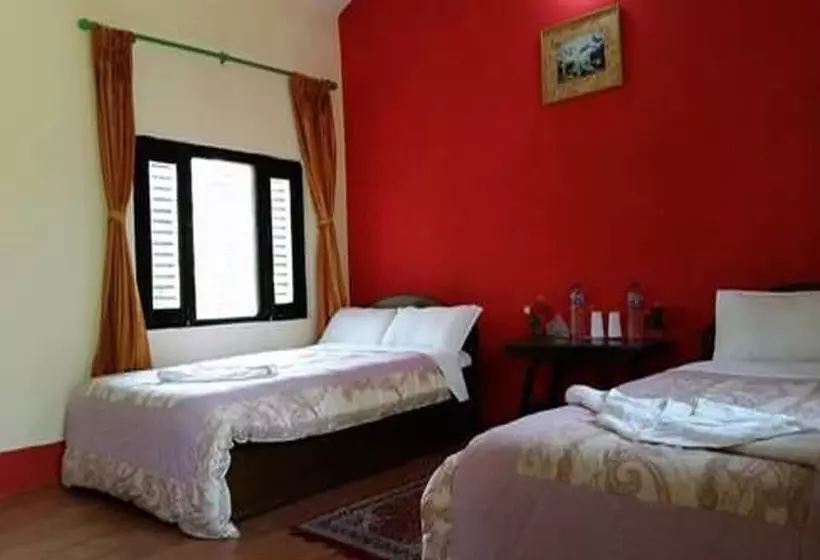 اتاق لوکس, Chitwan Safari Camp & Lodge
