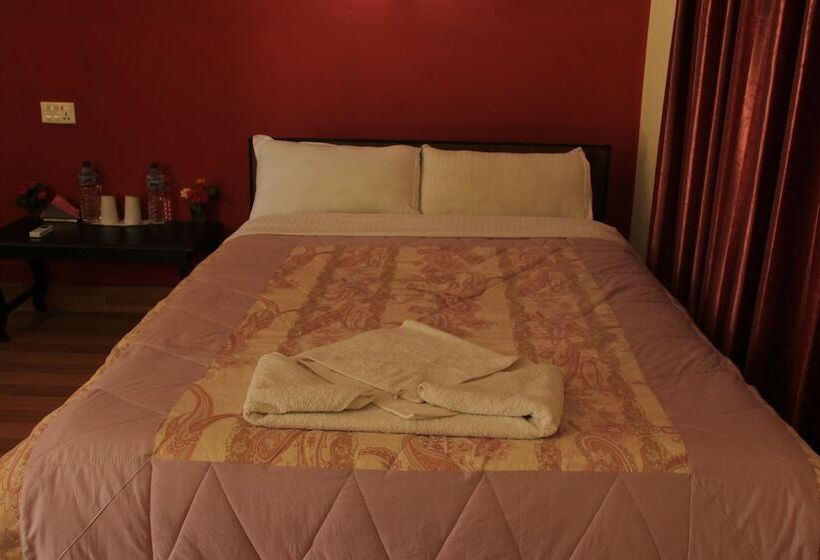 اتاق لوکس, Chitwan Safari Camp & Lodge