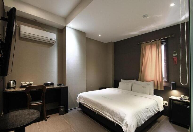 Номер Superior, Almond Hotel Busan Station