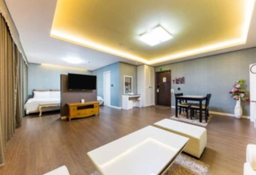 Suite Présidentielle, Benikea Technovalley