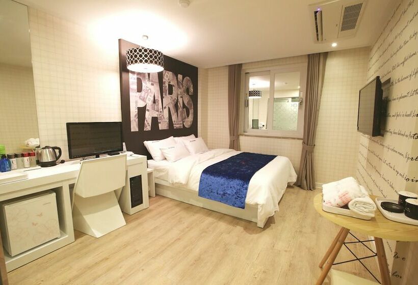 Quarto Estandar, Jeju Lux