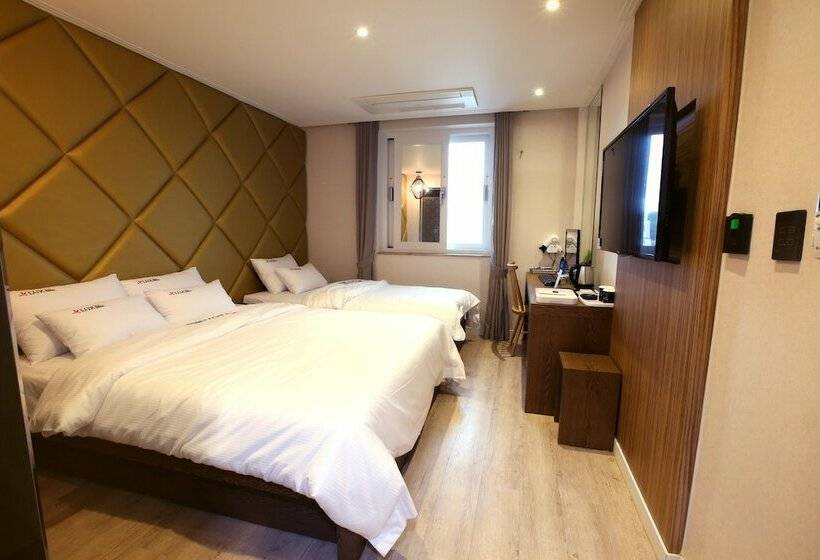 Quarto Estandar, Jeju Lux