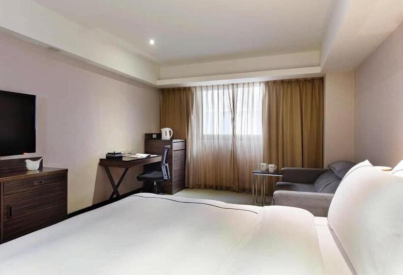 اتاق سوپریور چهار تخته, K Hotel Taipei