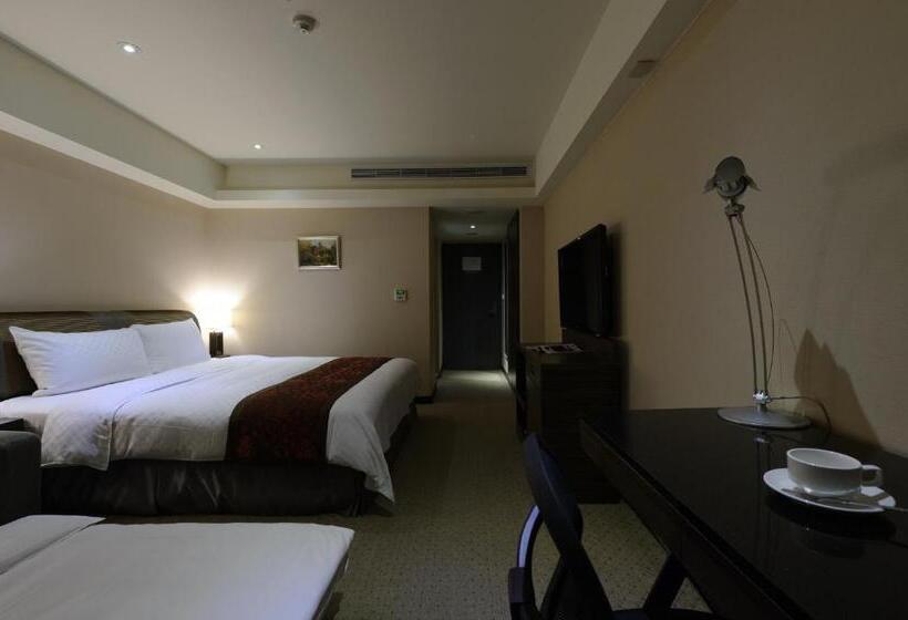 اتاق سوپریور چهار تخته, K Hotel Taipei