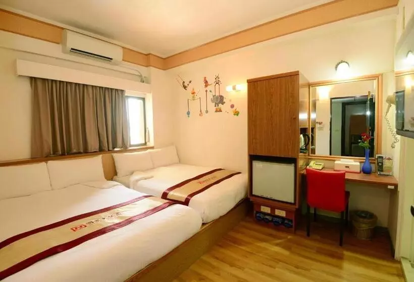 اتاق استاندارد چهار تخته, Nice