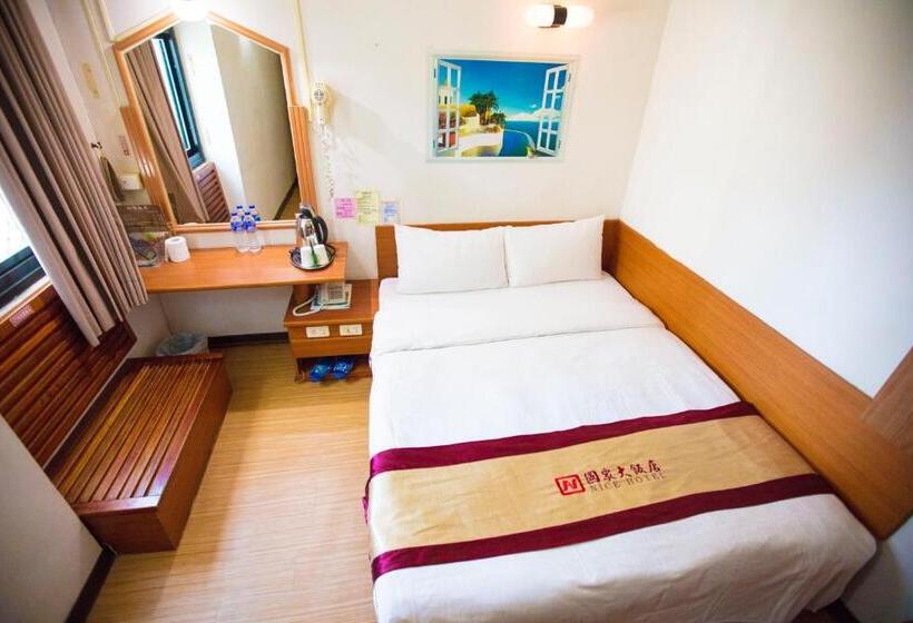 اتاق استاندارد, Nice