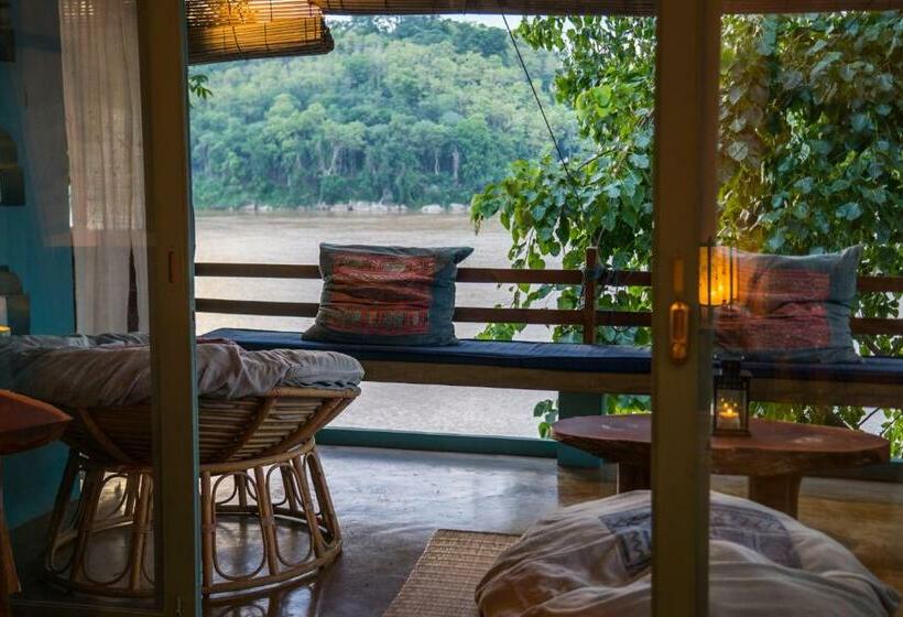 חדר סטנדרט נוף לנהר, Ock Pop Tok Mekong Villa