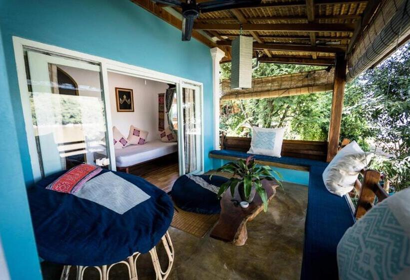 Mini suite with river view, Ock Pop Tok Mekong Villa