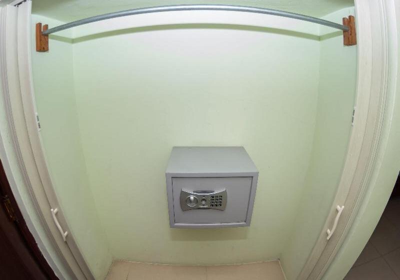 اتاق استاندارد یک نفره, Renacer