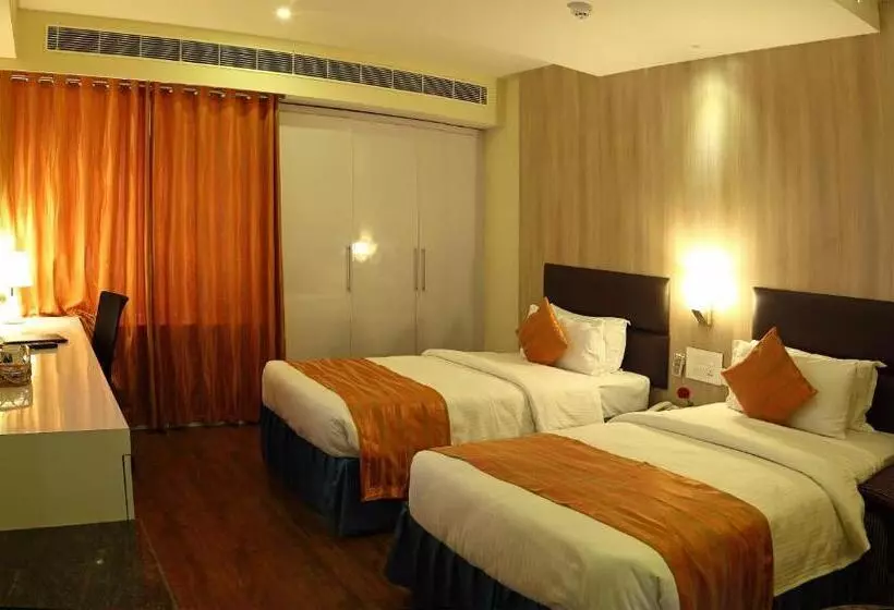 اتاق سوپریور, Renest Tirupati