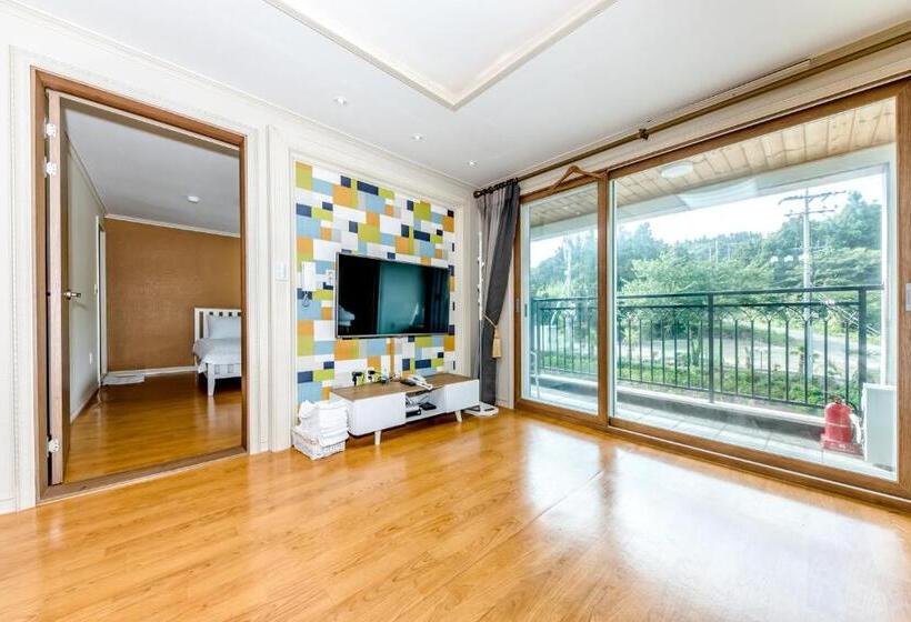 1 Bedroom Apartment Mountain View, Jeju I Ve Hotel & Resort