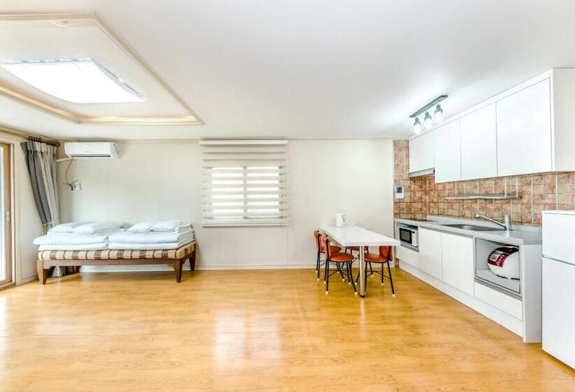 1 Bedroom Apartment Mountain View, Jeju I Ve Hotel & Resort