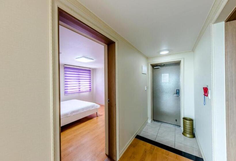 דירת חדר נוף לים, Jeju I Ve Hotel & Resort