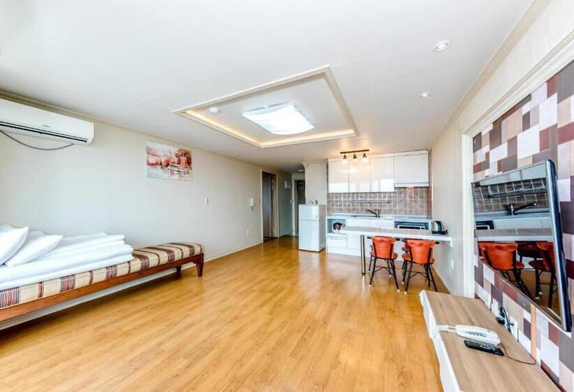 דירת חדר, Jeju I Ve Hotel & Resort