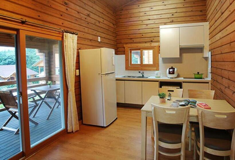 דירת חדר סופריור, Jeju I Ve Hotel & Resort