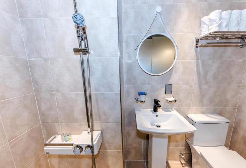 חדר סטנדרט עם מרפסת, Jeju I Ve Hotel & Resort