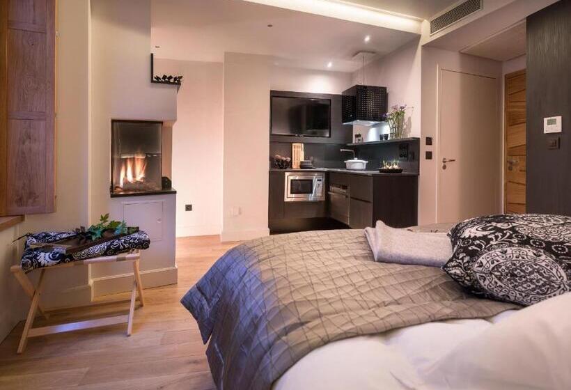 标准工作室, Les Loges Annecy Vieille Ville