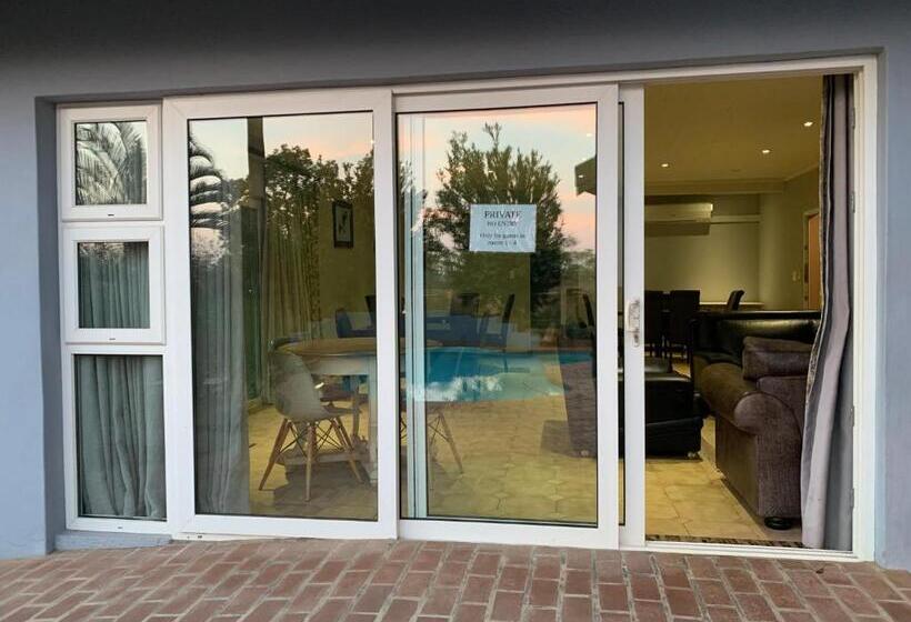 شقة غرفة واحدة, Ilanda Guest House