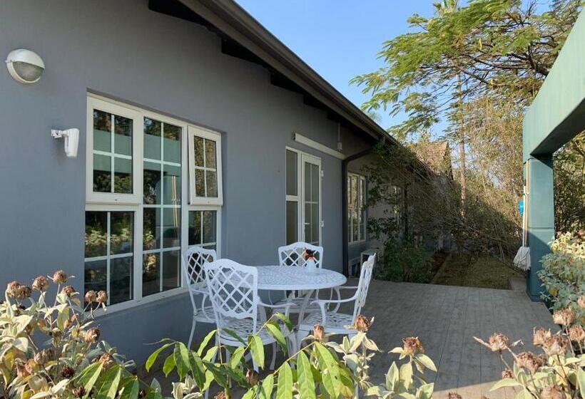 إستوديو قياسى, Ilanda Guest House