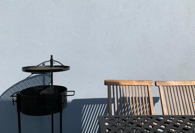 جناح عائلي, Ilanda Guest House