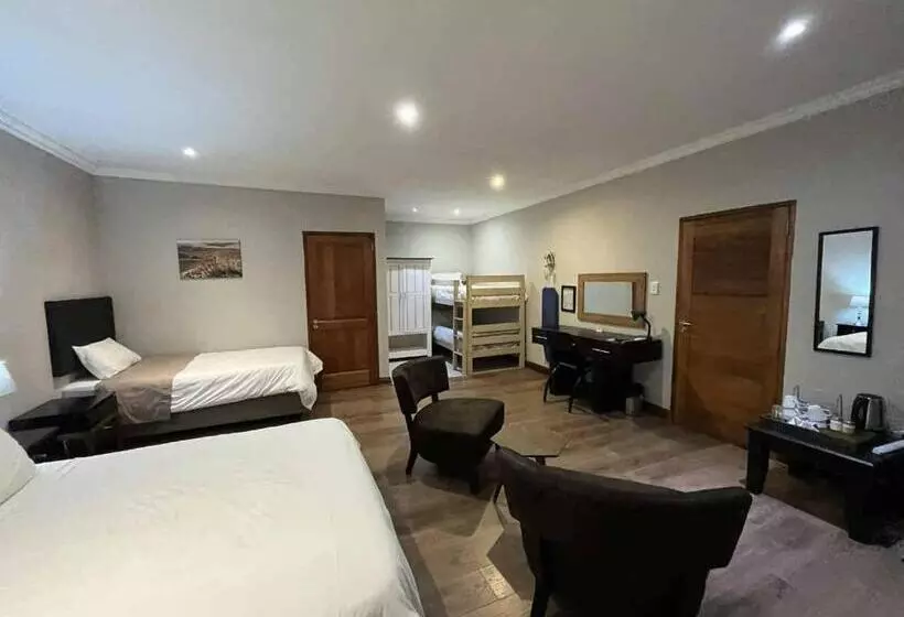 スーペリアファミリールーム, Ilanda Guest House