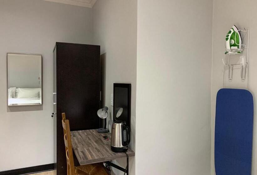 غرفة قياسية ثلاثية, Ilanda Guest House