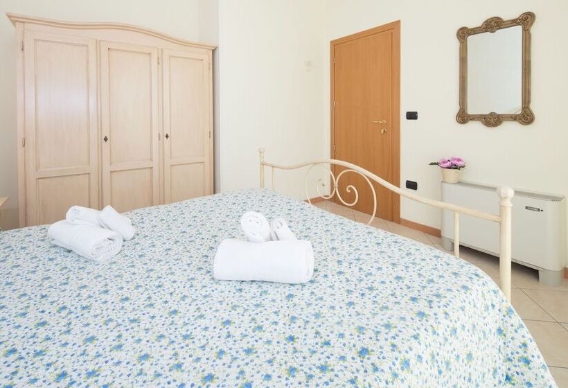 آپارتمان 2 خوابه, Residence 3 Trilo & Suites