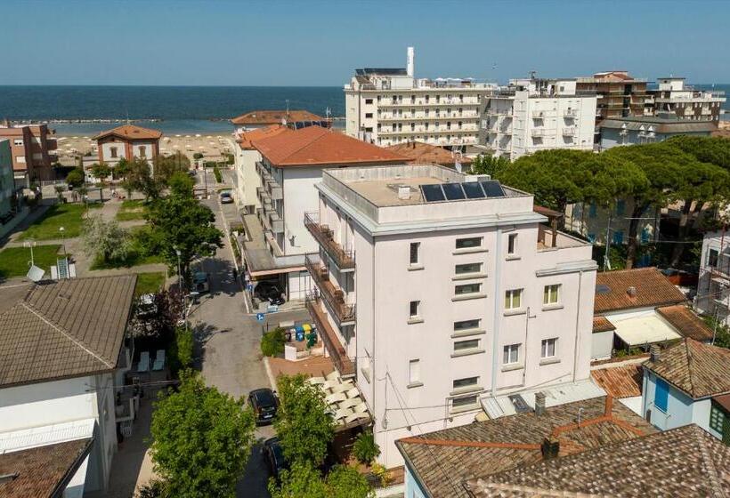 استودیوی استاندارد, Residence 3 Trilo & Suites