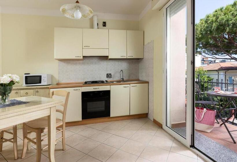 استودیوی استاندارد, Residence 3 Trilo & Suites