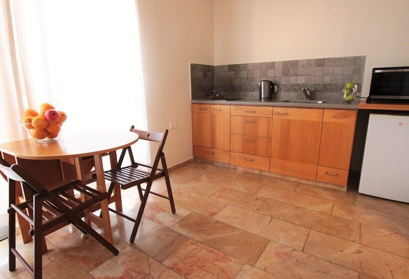 バルコニー付き１ベッドルームアパートメント, The Market Courtyard   Jerusalem Suites