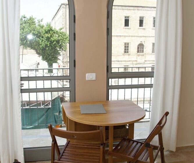 １ベッドルームのスーペリアアパートメント, The Market Courtyard   Jerusalem Suites