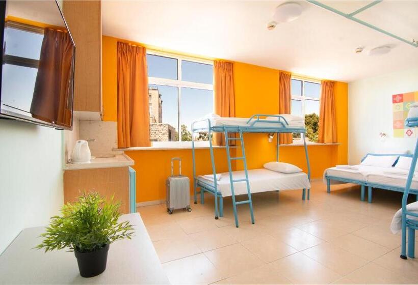 Familienzimmer, Abraham Jerusalem