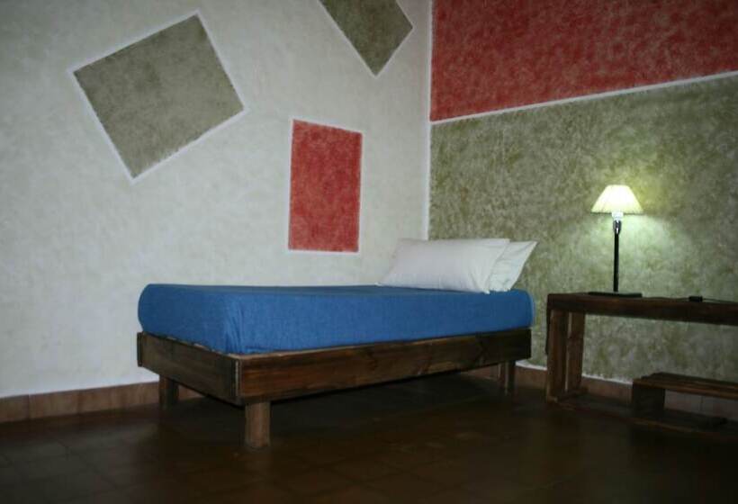 스탠다드 트리픔 룸 공동욕실, All Norte Hostel