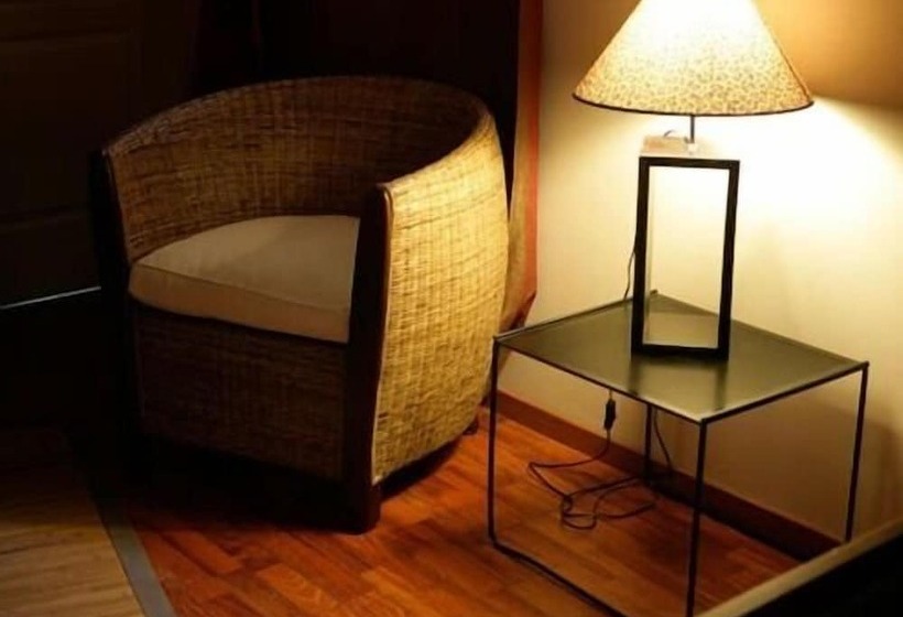 חדר סטנדרט לארבעה, La Villa Blanche