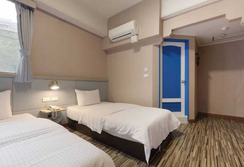 اتاق استاندارد, Tainan Inn