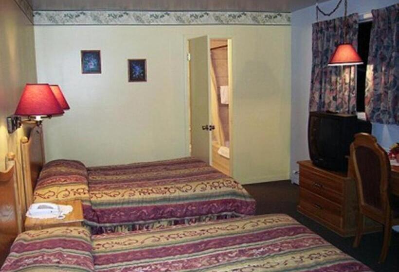 带2个双人床的标准工作室, Auberge Mountain View Inn
