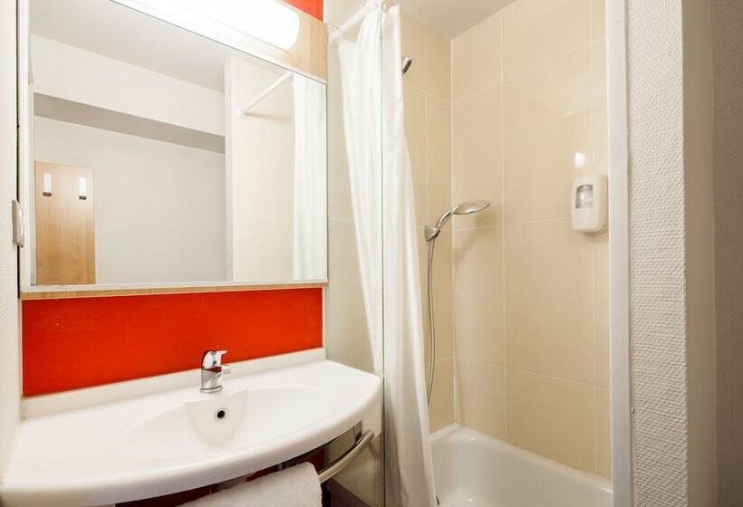 Четырехместный Номер Стандарт, B&b Hotel Beauvais