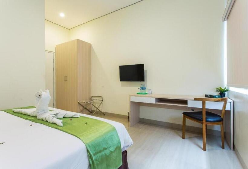 Номер Deluxe, Best Inn  Balikpapan