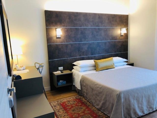 اتاق استاندارد, La Nuova Rotaia