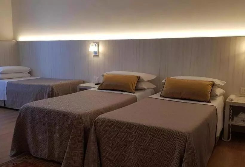 Standard Kolmen Hengen Huone, La Nuova Rotaia