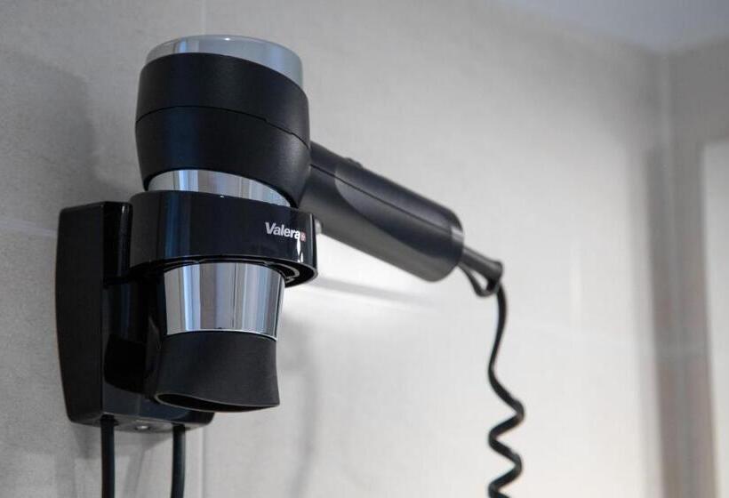 اتاق استاندارد سه نفره, La Nuova Rotaia