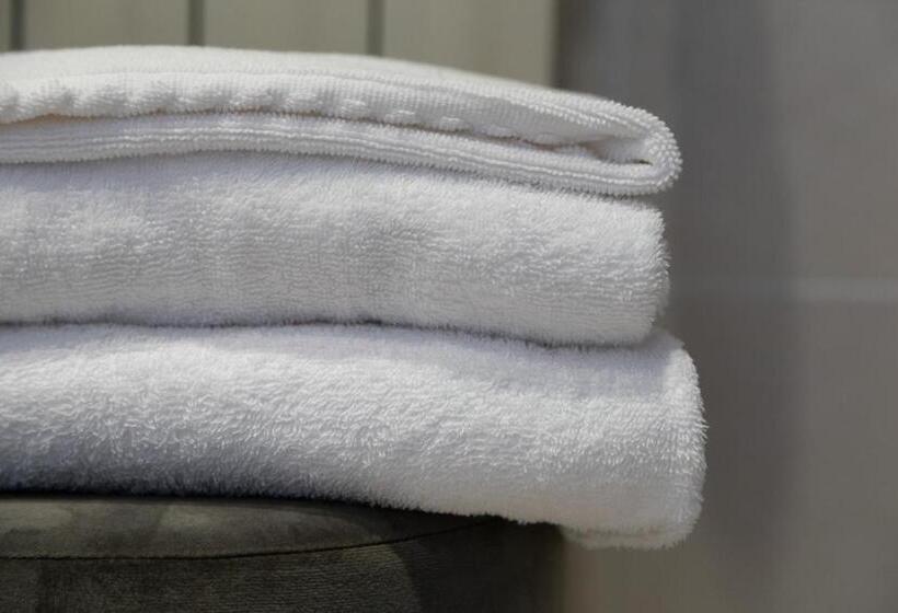 اتاق سوپریور, La Nuova Rotaia