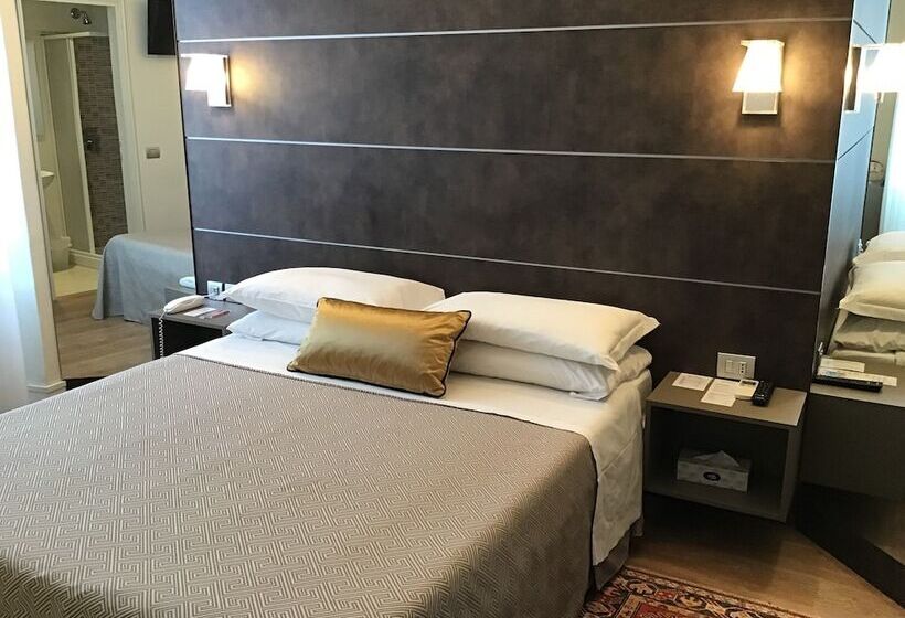 اتاق سوپریور, La Nuova Rotaia