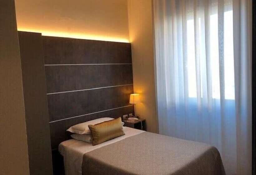 اتاق سوپریور یک تخته, La Nuova Rotaia